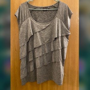 Gray ruffle sleeveless top